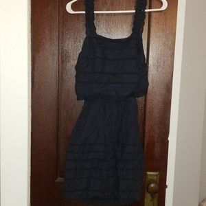 Lace and linen backless dress